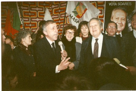 Apoia Mário Soares a Presidente Republica Portuguesa